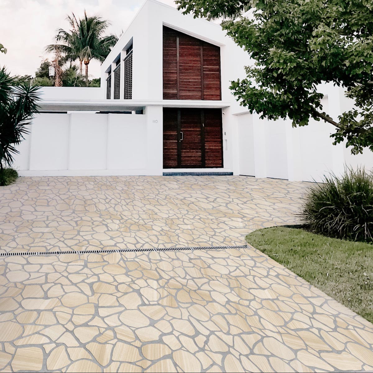 Pyrmont-Sandstone-crazy-pave-stone-look-tile-2